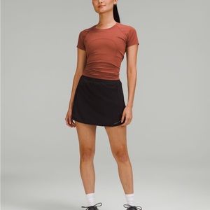 Lululemon Hotta hot high rises skirt Size 4 NWT